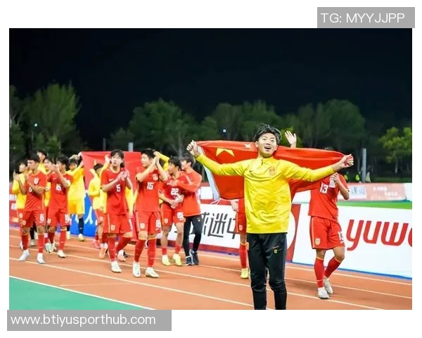 国足U16对朝鲜比赛中体能透支明显边路传球手短缺成制约因素