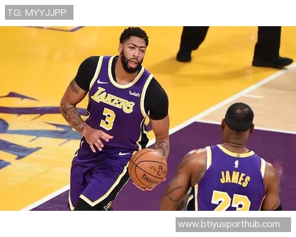 阿里纳斯称詹姆斯决定引流全网大家都应感激他的影响力